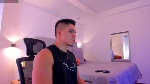 chrismorgan24 online show from October 12, 2:04 am