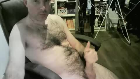 chrisprngr online show from February 4, 8:57 pm