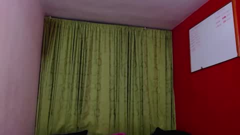 Snapshot of chriss_james chatting on January 30, 5:52 am chriss_james online show from January 30, 5:52 am