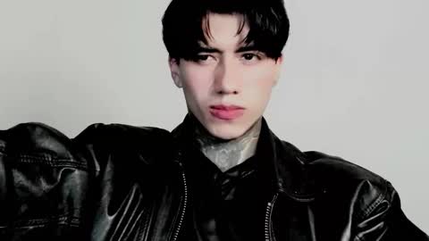 CHRIS  INDEPENT MODEL online show from November 6, 12:35 am