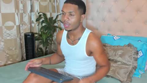 Chriss Vall online show from February 22, 5:11 am