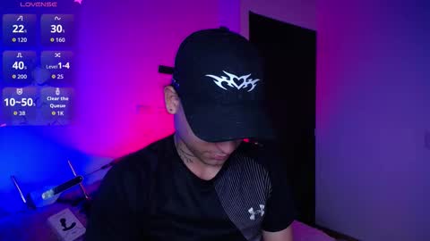 Christian Wang online show from October 21, 10:24 pm