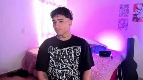 Christian Wang online show from February 11, 8:01 pm