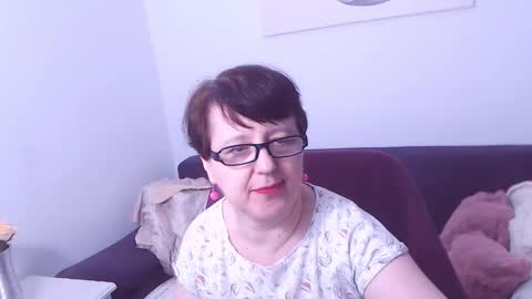 Snapshot of christarose chatting on September 28, 1:14 am Christa online show from September 28, 1:14 am