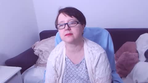 Snapshot of christarose chatting on March 10, 7:18 pm Christa online show from March 10, 7:18 pm