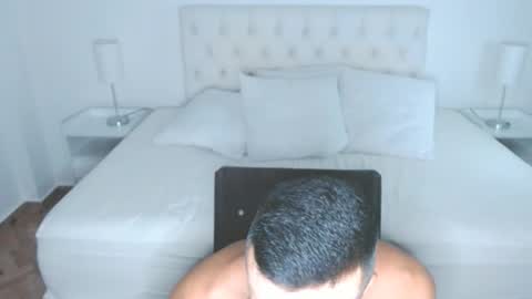 christiandiorx online show from February 10, 7:44 am