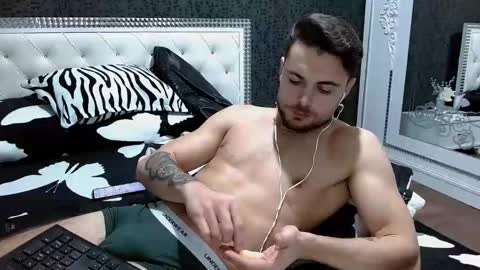 Master Gab online show from December 10, 5:00 pm