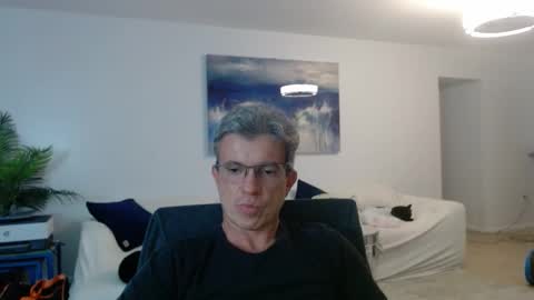 Michael USA online show from December 1, 3:59 am