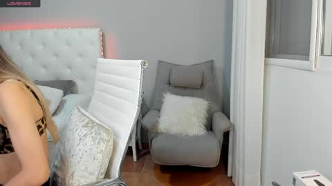 Christie online show from April 15, 7:58 pm