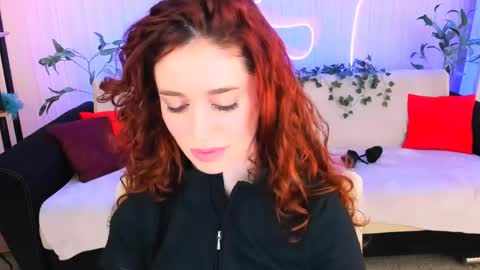 christinaconteeree online show from May 31, 6:09 pm
