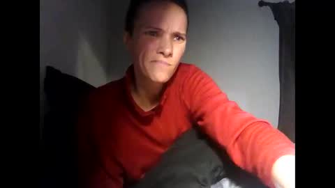 Christina Saunters online show from February 4, 5:53 am