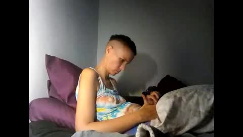 Christina Saunters online show from February 7, 2:29 am