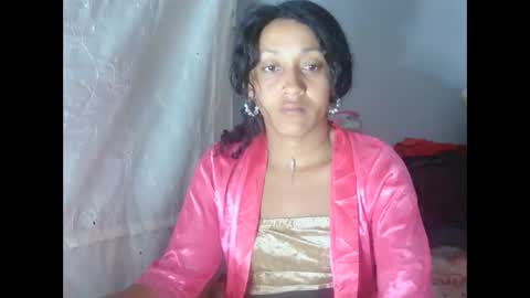 Snapshot of christine213 chatting on October 20, 8:58 pm christine213 online show from October 20, 8:58 pm