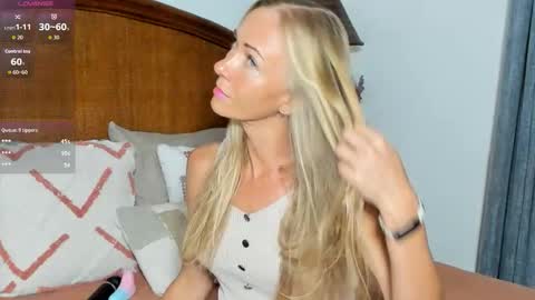 Christine -  online show from April 2, 12:12 pm