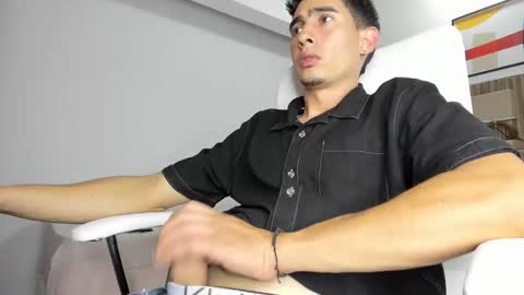 Petite Horny and chistoper  dick online show from March 4, 3:44 am