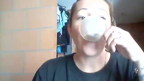 Snapshot of chrysta_12 chatting on September 19, 4:11 pm chrystal hotty online show from September 19, 4:11 pm