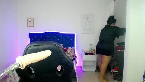 Lulu online show from October 24, 2:18 pm