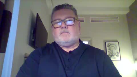 Griff online show from May 13, 5:44 pm