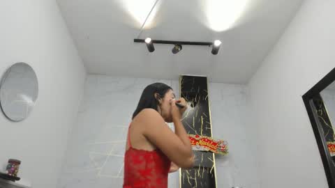 ...   ... online show from December 21, 4:52 am