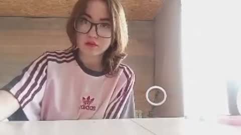 Olivia online show from June 25, 10:42 am