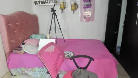 alicia online show from September 30, 2:22 am