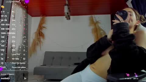 Snapshot of ciindy_lovee chatting on January 28, 6:17 pm Ciindy Lovers online show from January 28, 6:17 pm