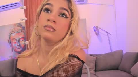 Cintia online show from December 3, 10:38 am