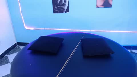 Cinthya online show from February 20, 6:32 pm