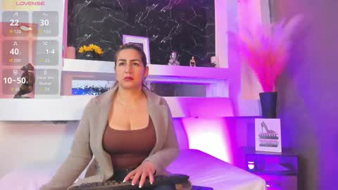 Cinthya  online show from March 25, 12:12 pm