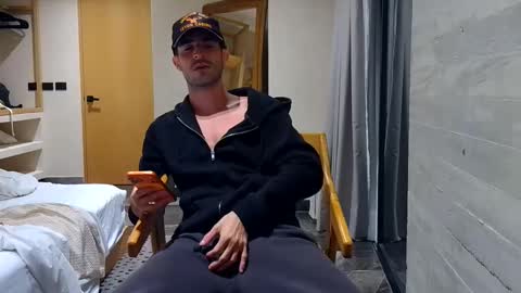 ckeefer96 online show from May 10, 12:39 am