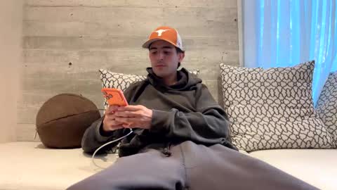 ckeefer96 online show from May 11, 10:40 pm