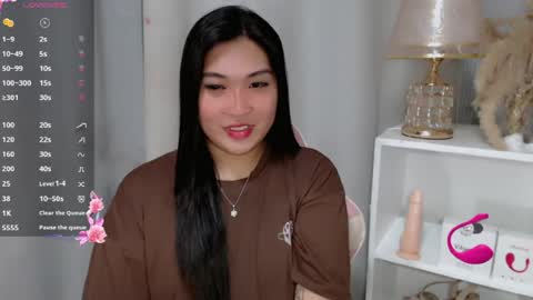 CLAIRE online show from July 4, 5:11 am