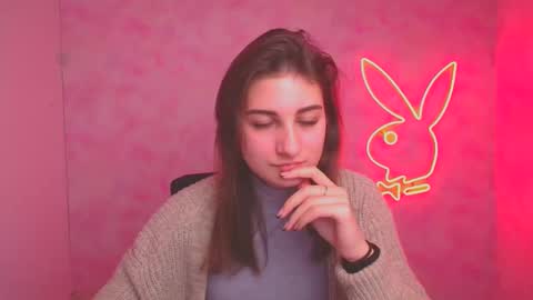 Claire online show from January 19, 9:11 am