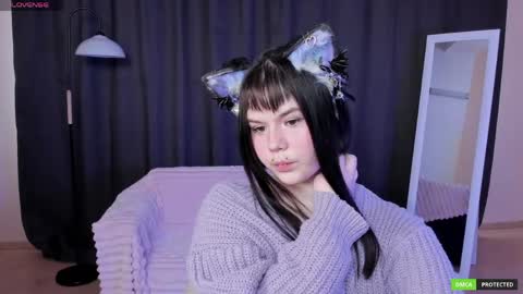 Claire Faers online show from April 16, 2:33 am