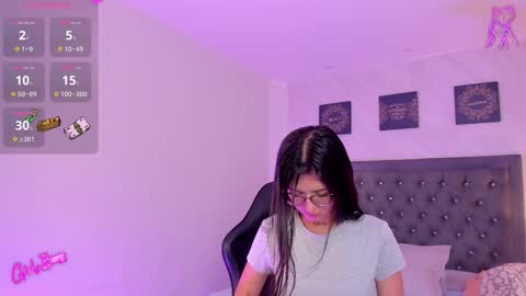 clairemillerx online show from March 11, 7:39 pm