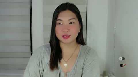 Snapshot of clairewntr_ chatting on March 4, 3:48 pm CLAIRE online show from March 4, 3:48 pm