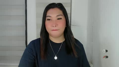 Snapshot of clairewntr_ chatting on February 12, 8:49 am CLAIRE online show from February 12, 8:49 am