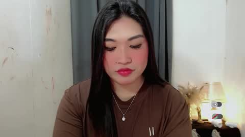 Snapshot of clairewntr_ chatting on September 30, 1:21 pm CLAIRE online show from September 30, 1:21 pm