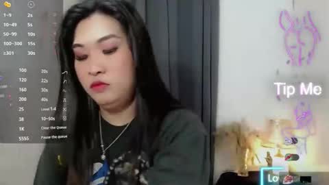 Snapshot of clairewntr_ chatting on October 14, 12:30 pm CLAIRE online show from October 14, 12:30 pm