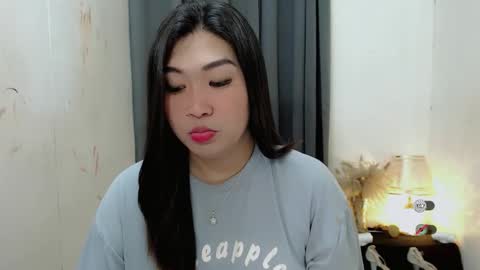 Snapshot of clairewntr_ chatting on September 28, 11:19 am CLAIRE online show from September 28, 11:19 am
