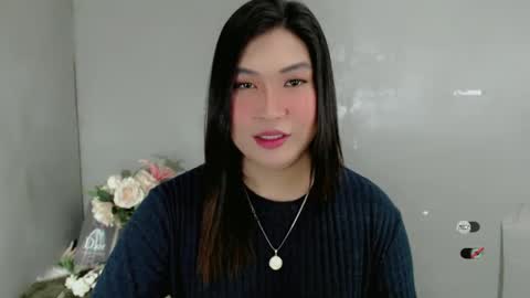 Snapshot of clairewntr_ chatting on March 11, 5:57 pm CLAIRE online show from March 11, 5:57 pm