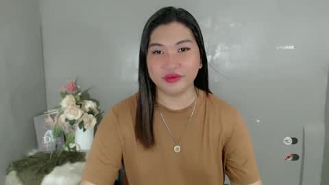 Snapshot of clairewntr_ chatting on February 1, 8:08 am CLAIRE online show from February 1, 8:08 am