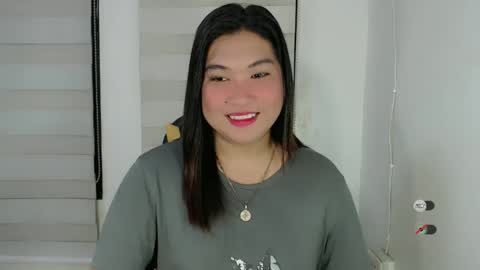 Snapshot of clairewntr_ chatting on March 4, 3:00 am CLAIRE online show from March 4, 3:00 am