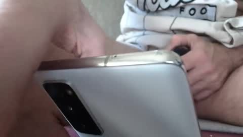 Snapshot of clamk454 chatting on September 12, 8:49 am clamk454 online show from September 12, 8:49 am