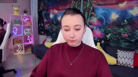 clarabenson online show from October 10, 6:25 pm