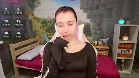 clarabenson online show from October 23, 6:31 pm