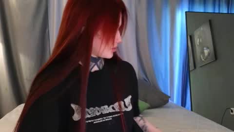 Sophie online show from March 26, 3:01 am