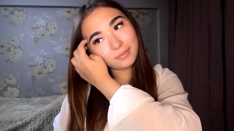 Snapshot of claribelatienza chatting on September 30, 10:48 am Yuna online show from September 30, 10:48 am