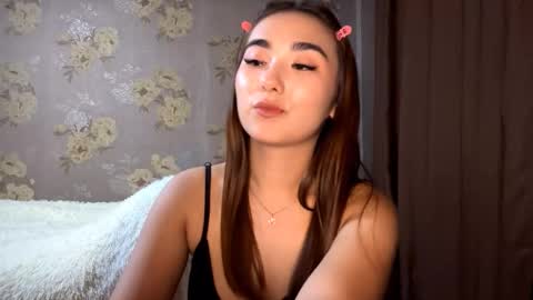 Snapshot of claribelatienza chatting on October 3, 2:47 pm Yuna online show from October 3, 2:47 pm