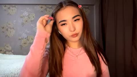 Snapshot of claribelatienza chatting on October 2, 2:38 pm Yuna online show from October 2, 2:38 pm